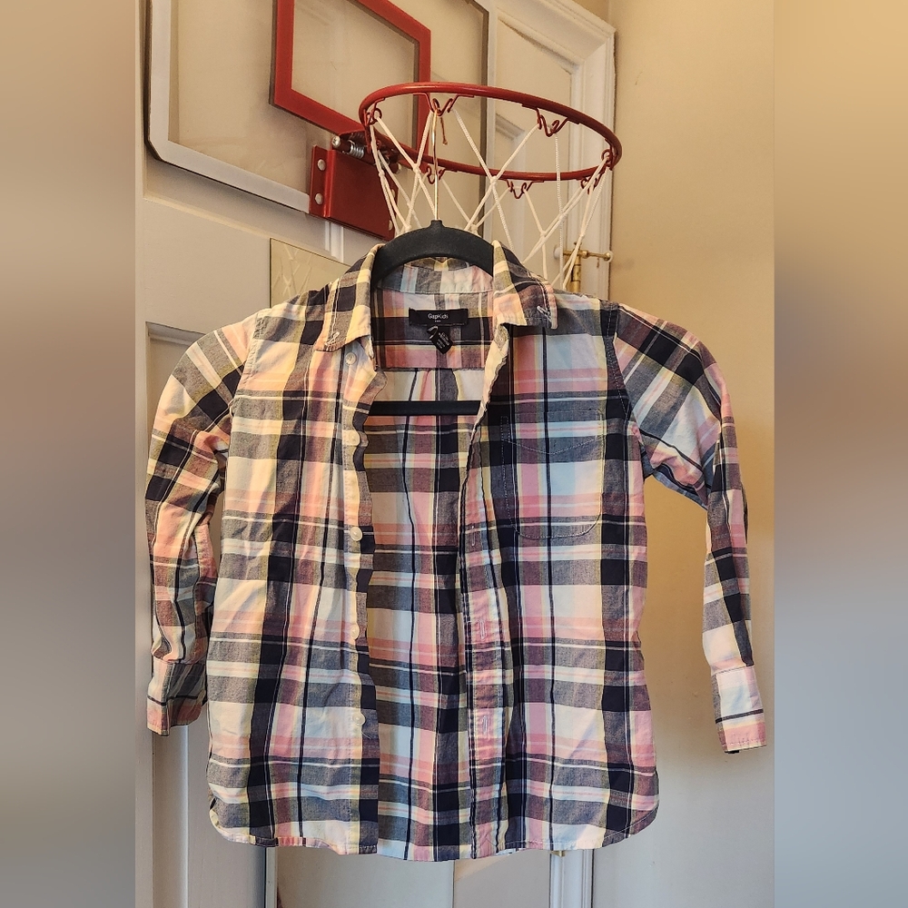 BOYS GAP KIDS long sleeve button up size XS (4/5)